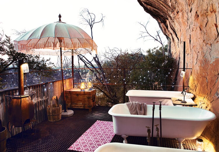 Outdoor bathing at Prynnsberg Estate, Free State - Elsa Young Photography